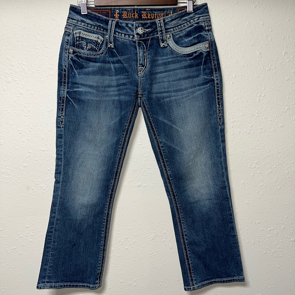 Rock‎ Revival Blue Capris with Vintage Distressed Look